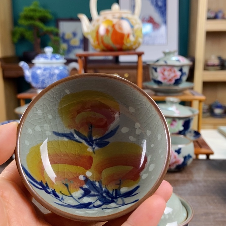 瓷片手工制作工艺精湛等特点