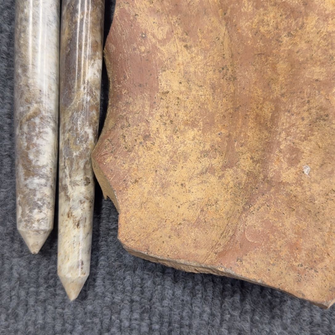 摆件用****3瓷器等文物古迹