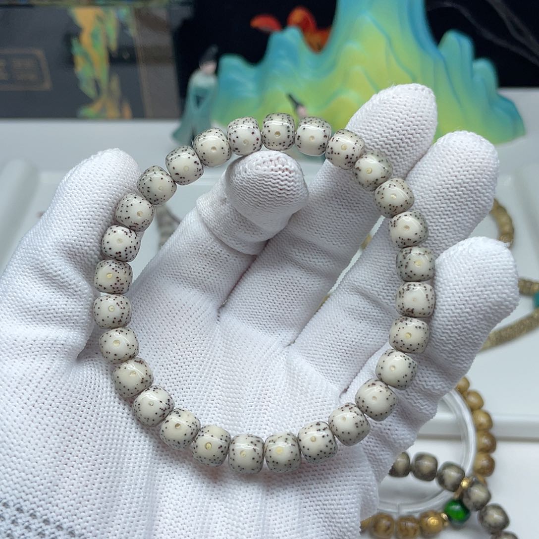 星月菩提手串A****-8:8通体留白