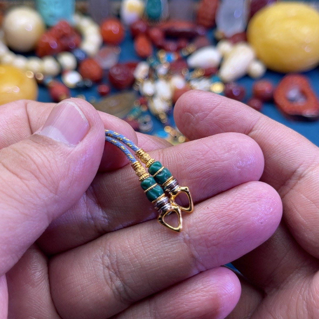 绿松石18K金镶嵌珠宝奇石