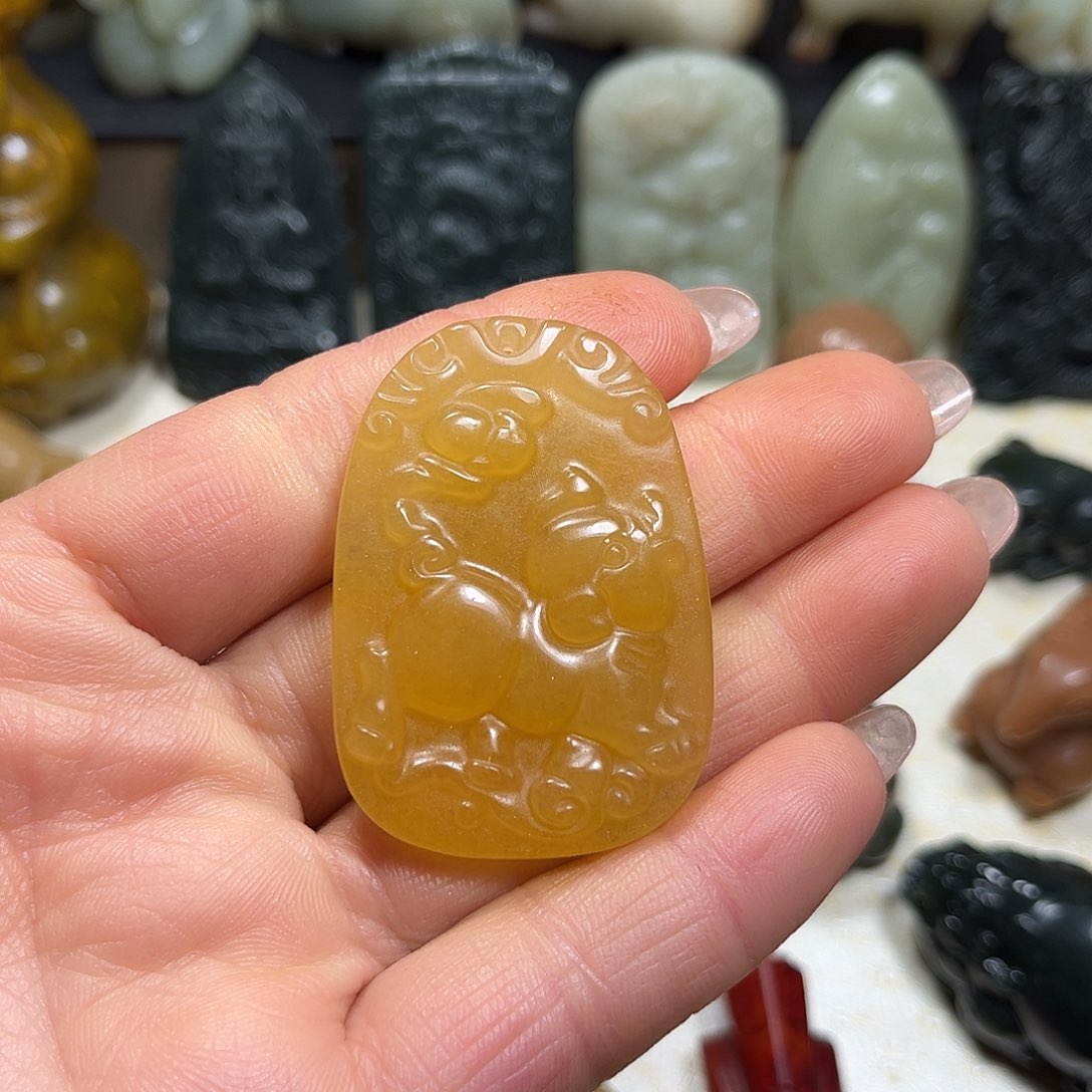 白玉菩提吊坠白玉菩提吊坠