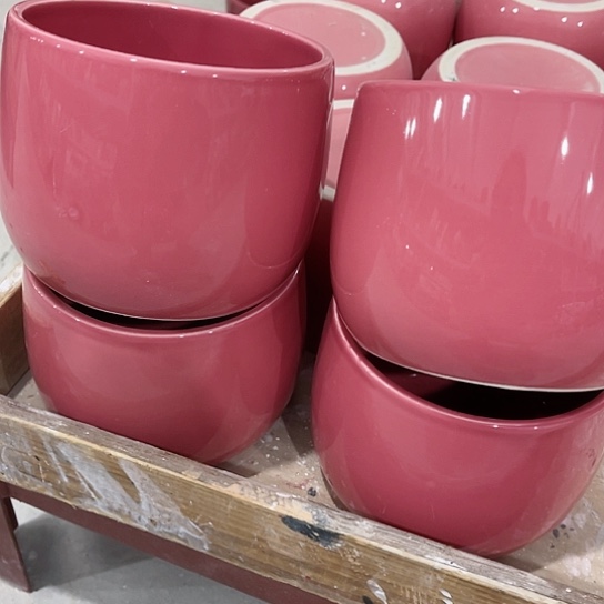 多肉绿植陶瓷花盆9.9包邮，有孔