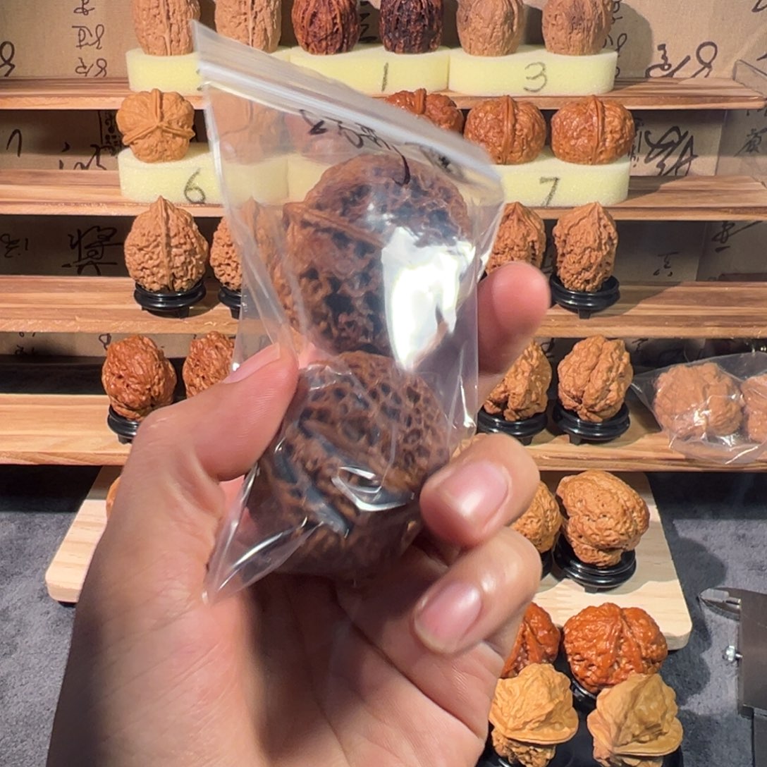贰***萬七彩凤冠48+哈哈哈哈送