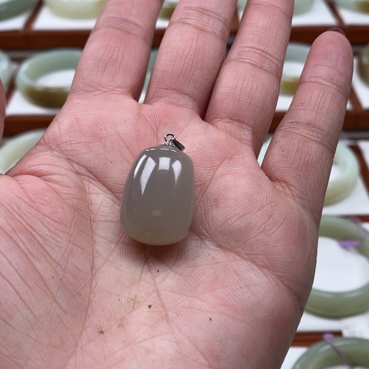 和田玉挂件未镶嵌