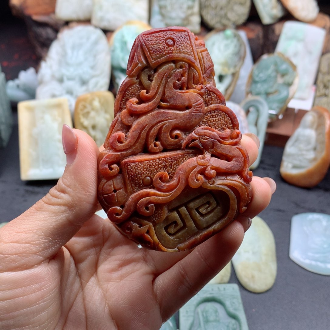 定制翡翠未镶嵌蒸**上翡翠