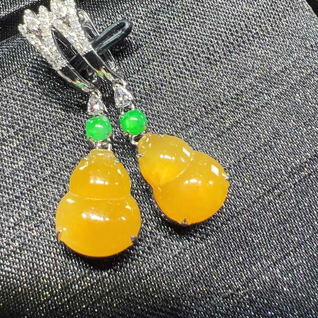 翡翠18K金镶嵌耳饰