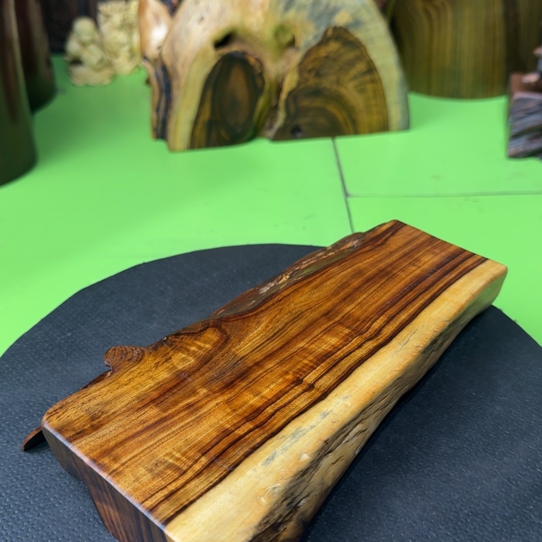 韩***东大果紫檀（缅甸花梨）