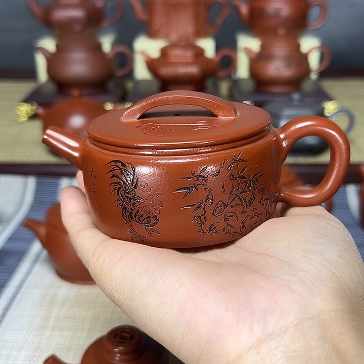 紫砂茶壶?**岁紫砂壶的制作