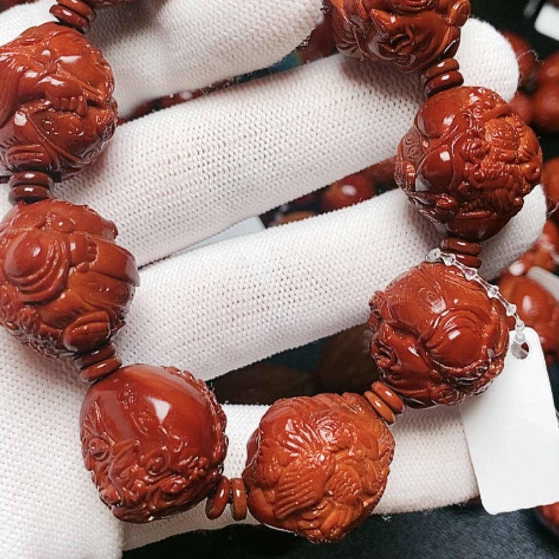 【闪购商品】橄榄核吊坠阿*橄榄核