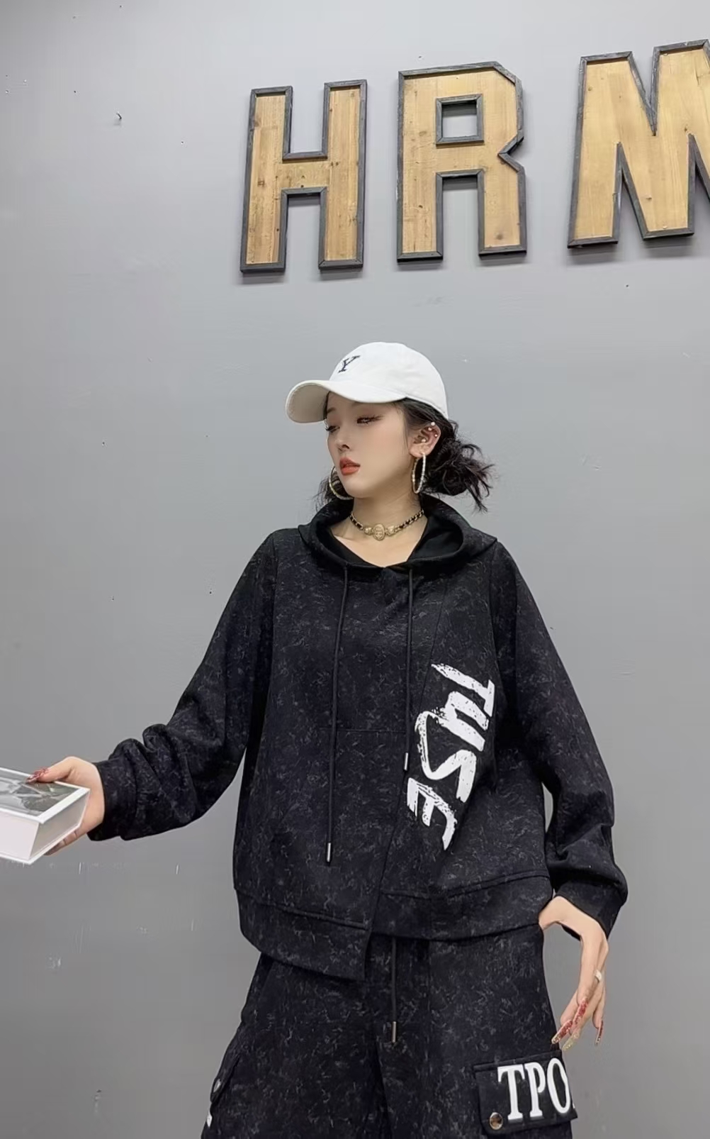 韩系宽松休闲时尚个性帽衫