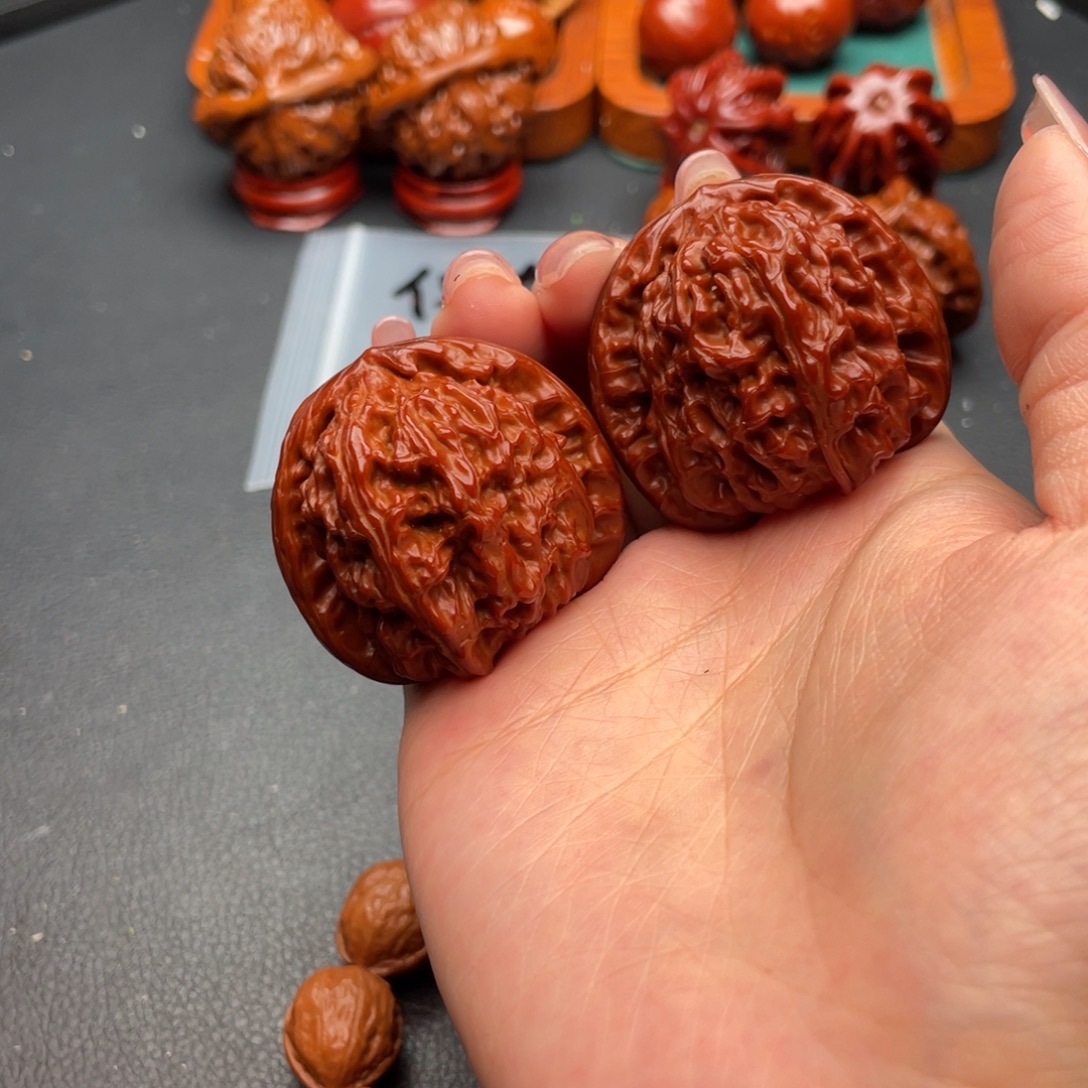 把件文玩核桃白狮子