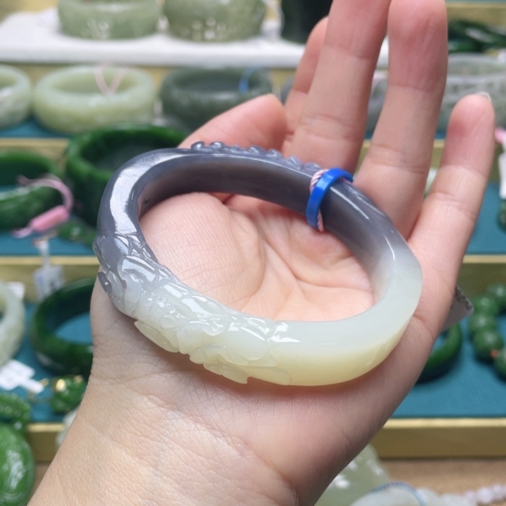 和田玉手镯56+圈口 编号23贵妃镯未镶嵌