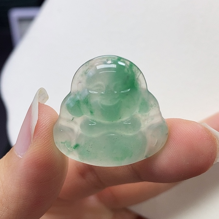 石英质玉未镶嵌颈饰