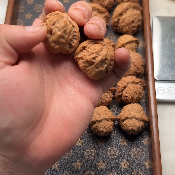 文玩核桃把件34尺全品蛤蟆有磕尖