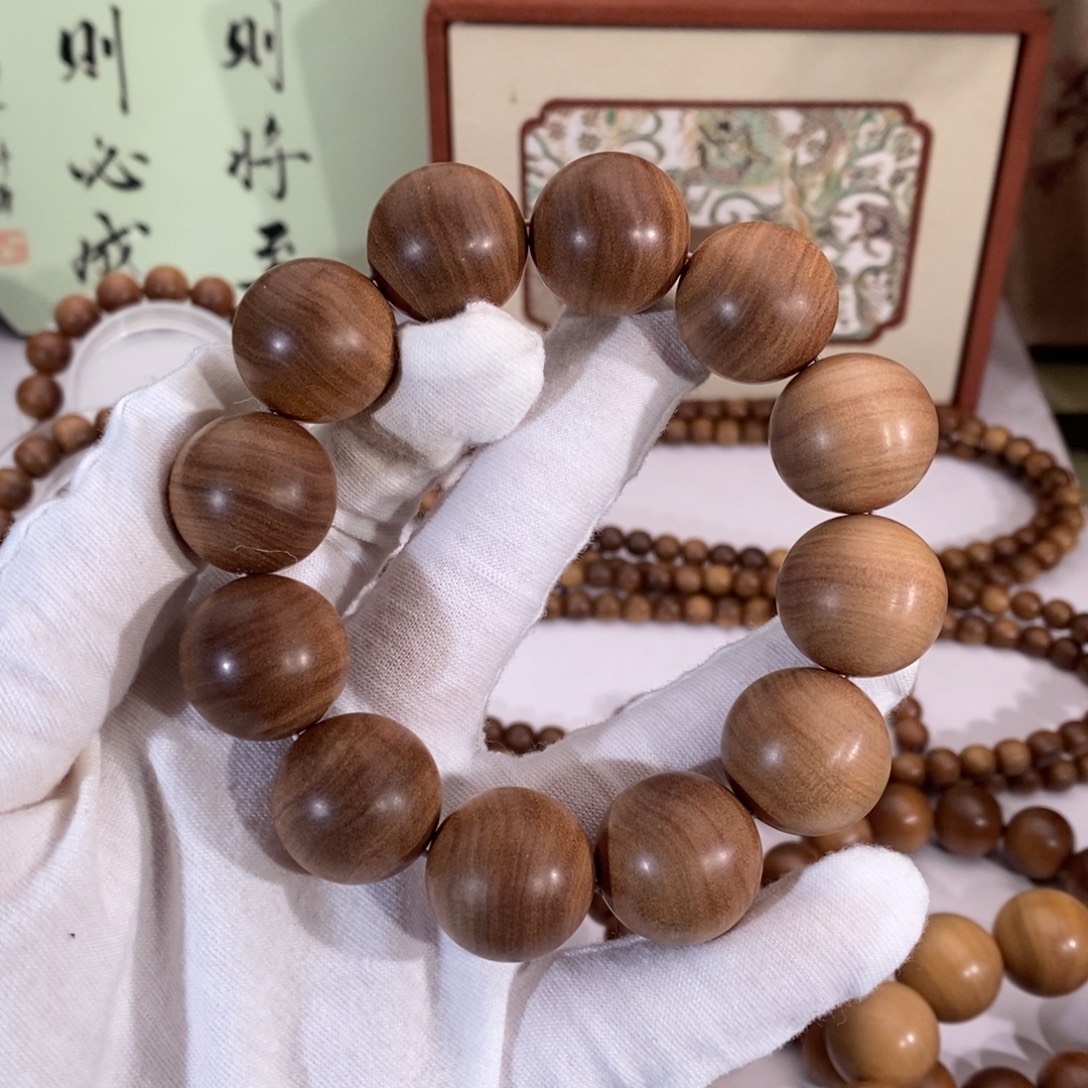随***云檀香木手串/手链横纹黑肉20树心毕业