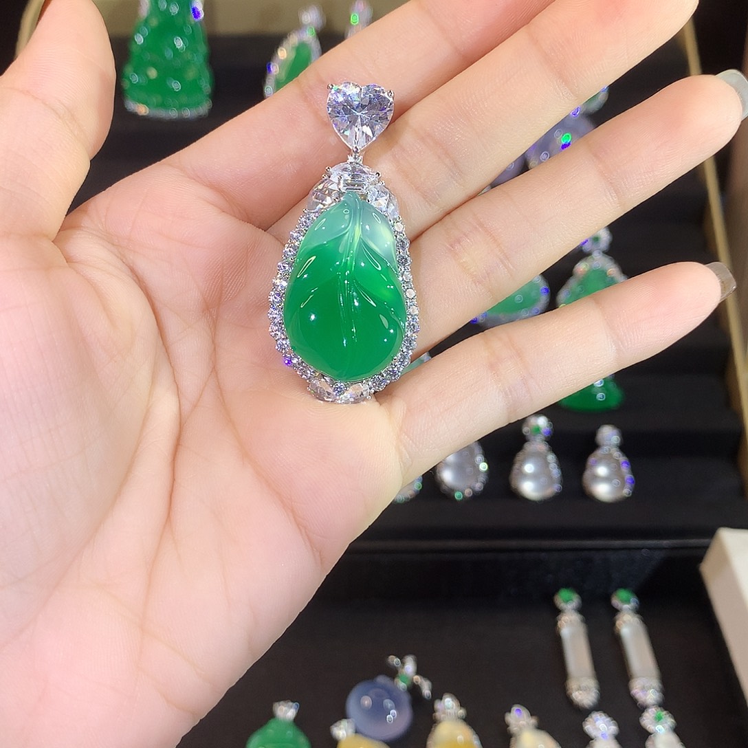 *****玛瑙/玉髓银S925镶嵌颈饰