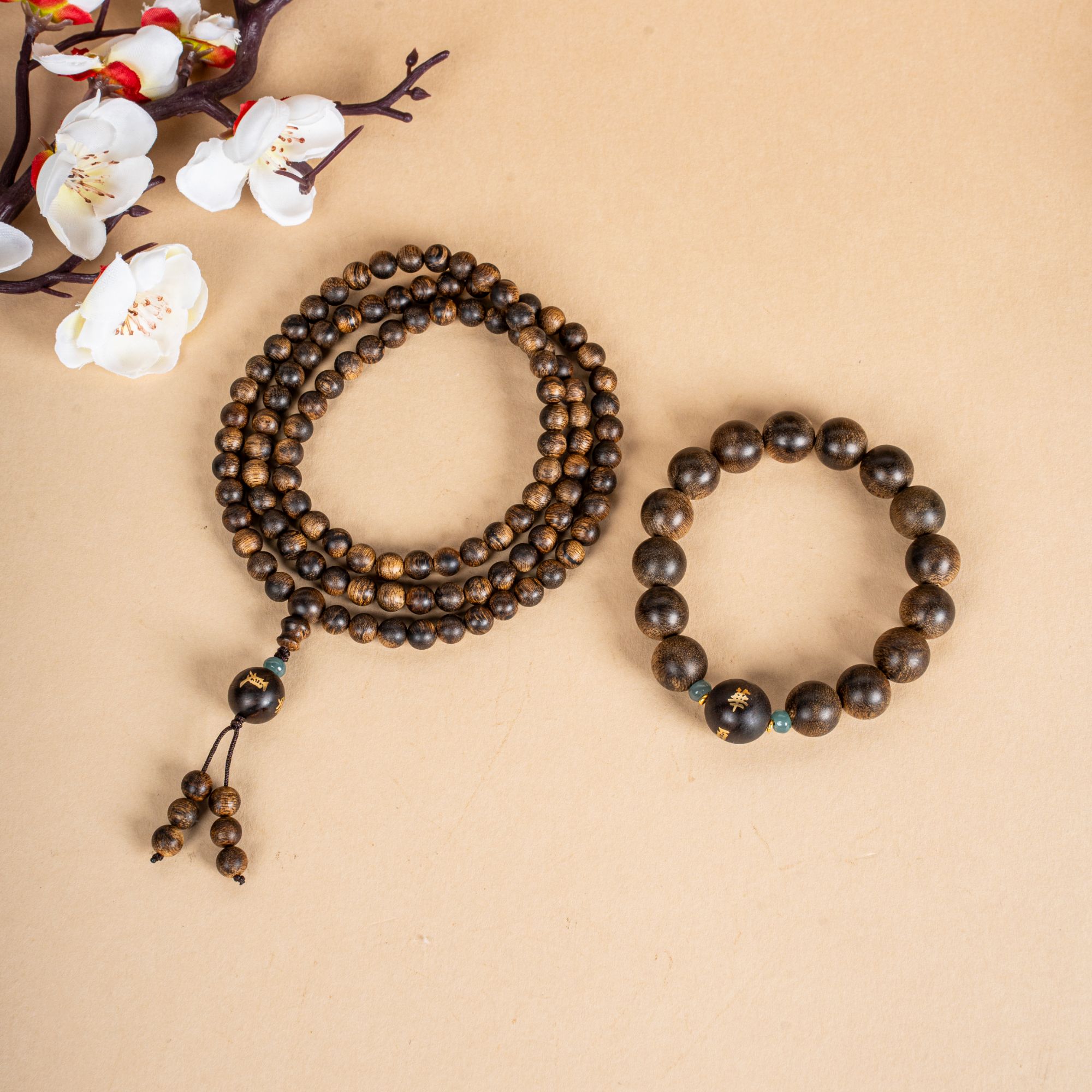 沉香【典藏限量】海南昆仑梅格雷击瘤疤王0.6*108颗+1.2单圈套装