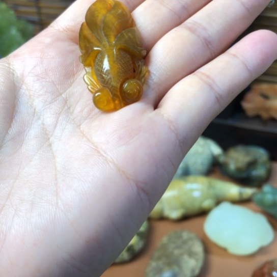 未镶嵌蛇纹石玉颈饰