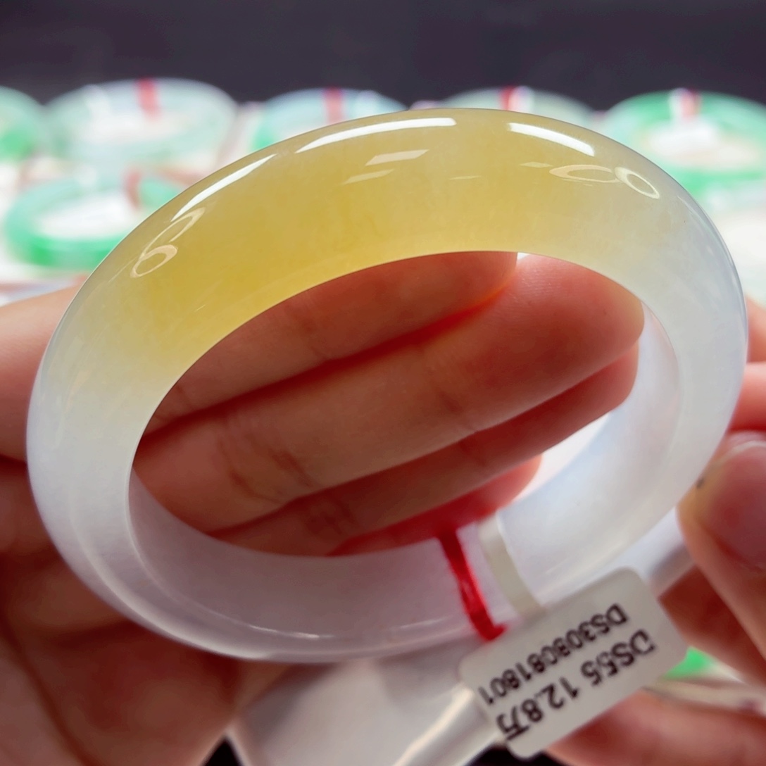 未镶嵌手镯翡翠92翡翠手镯99