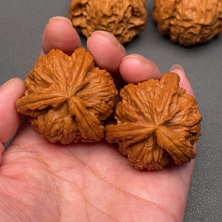 吊坠文玩核桃《****爵