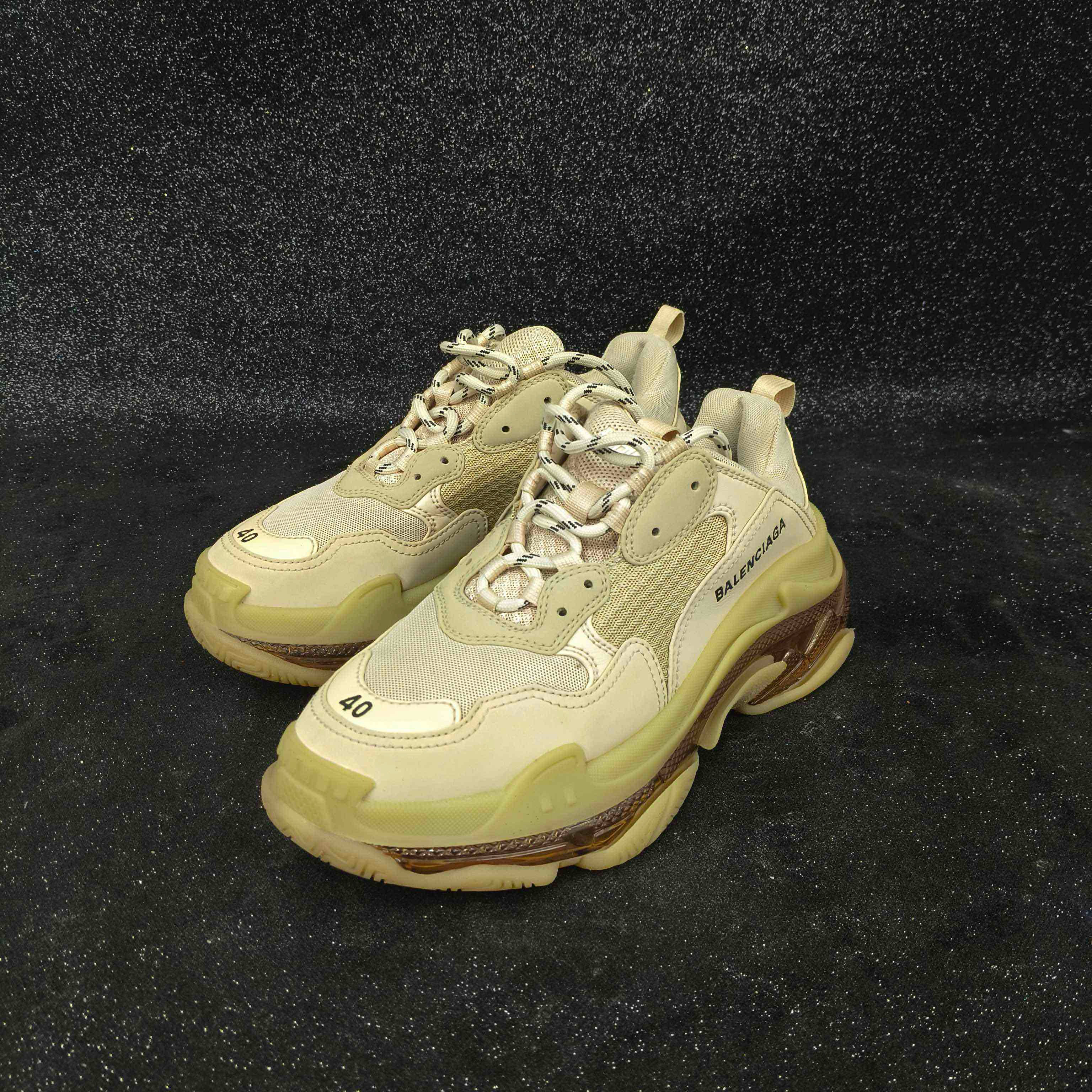 95新 Balenciaga/巴黎世家 40码/咖啡色triples老爹鞋