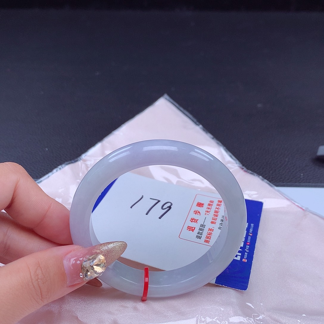 翡翠手镯未镶嵌手镯600017