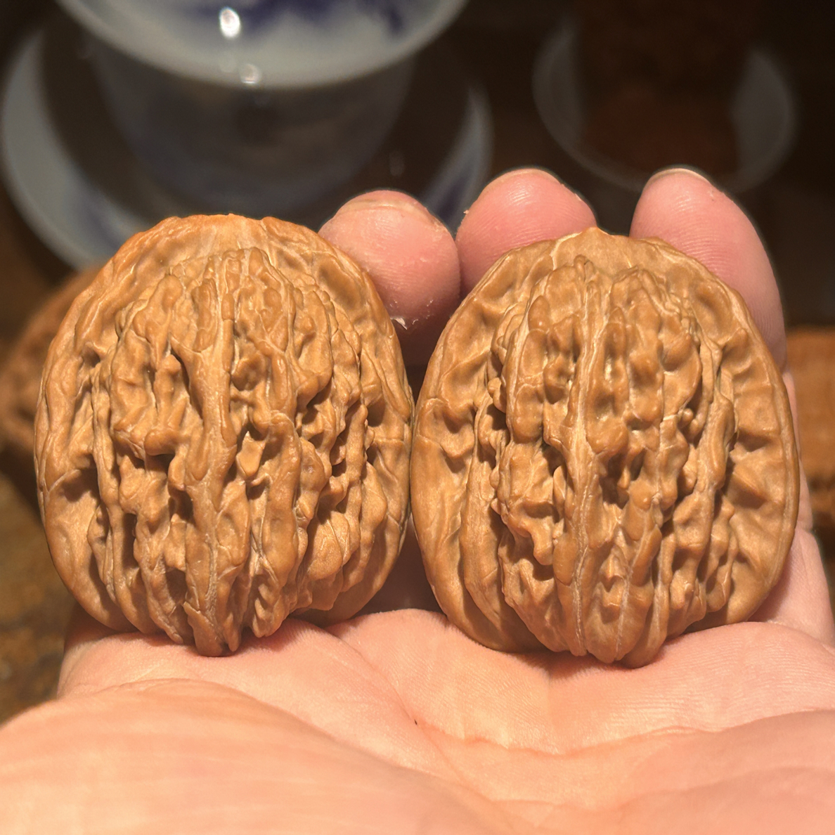 0052，真正老四座楼核桃，2013年老果，尖非常小的小磕，边43肚43高39