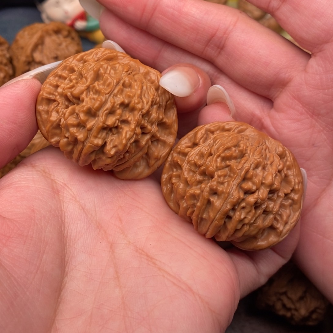 文玩核桃把件精配平谷楼42