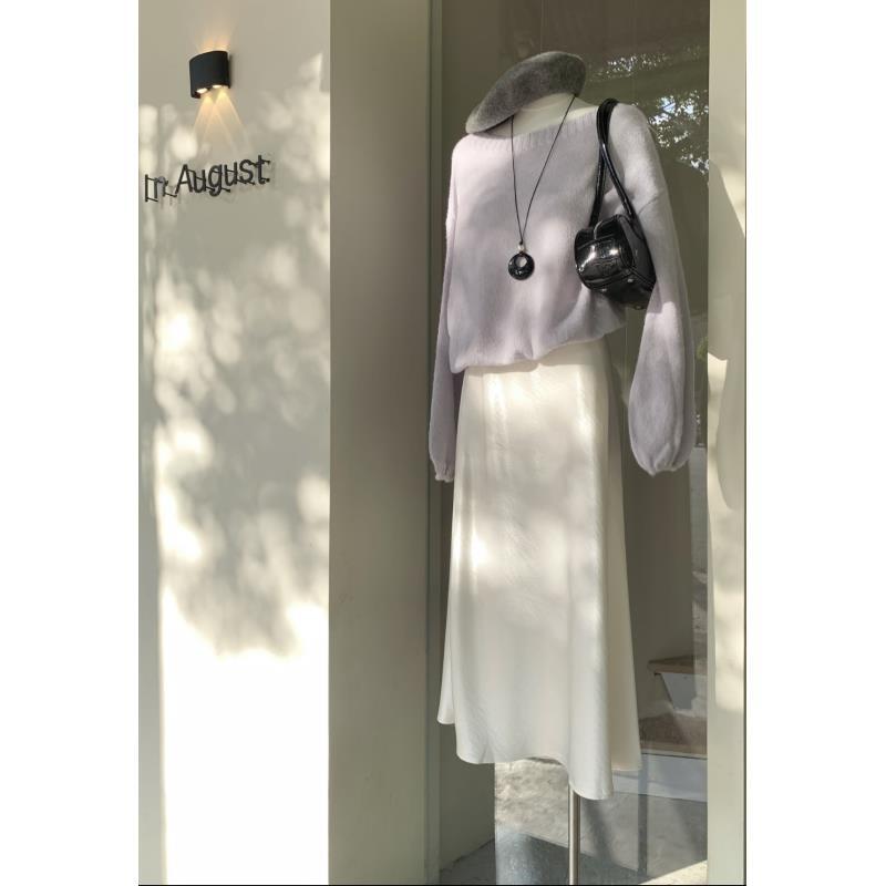 女士百搭服装上衣2件