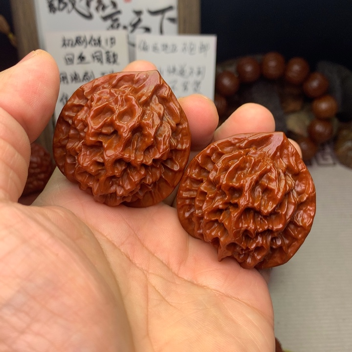 文玩核桃把件帝王