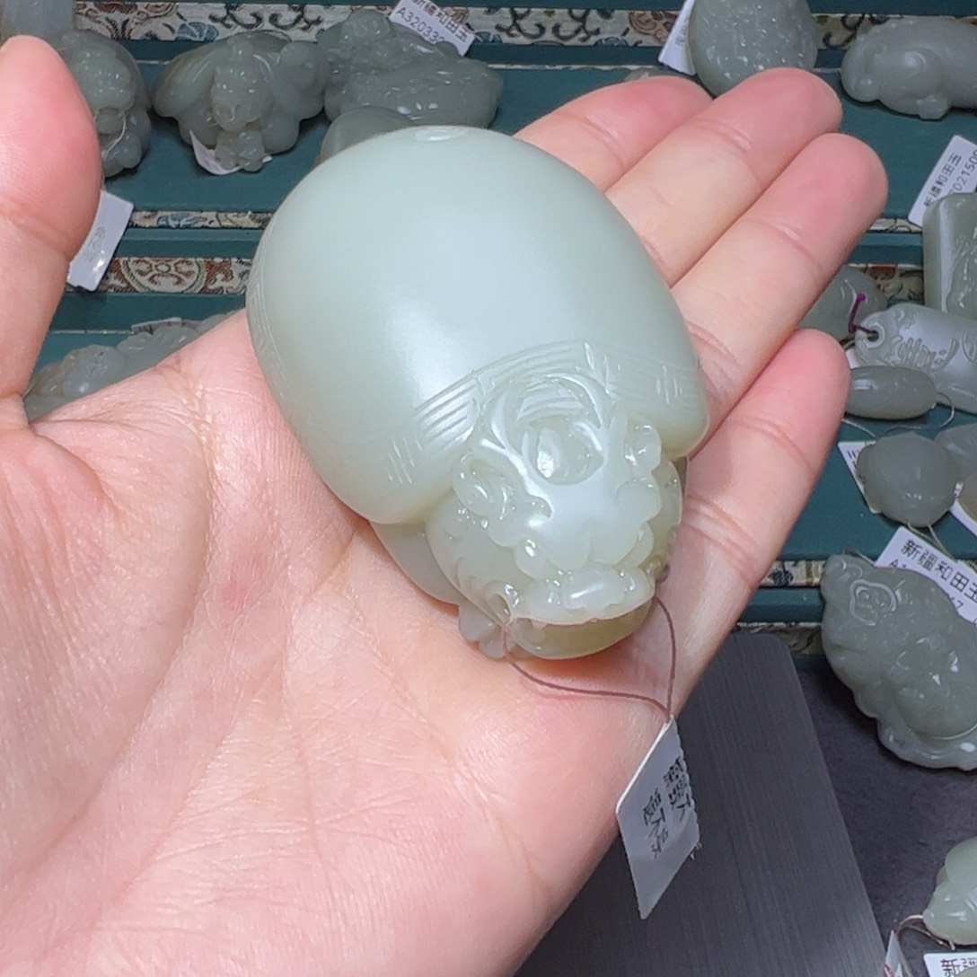 和田玉颈饰未镶嵌晴**