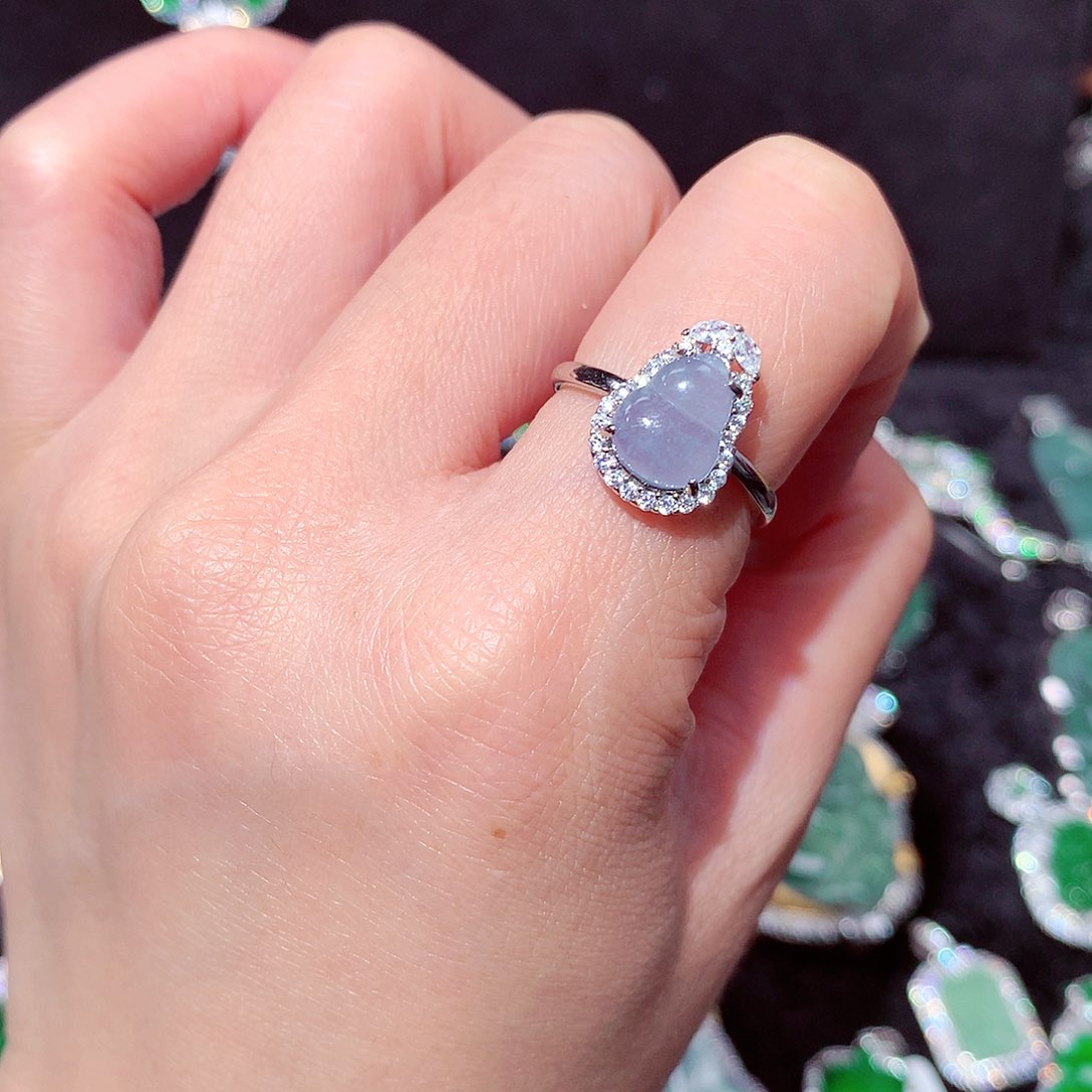 【闪购商品】翡翠吊坠(不含链)未镶嵌