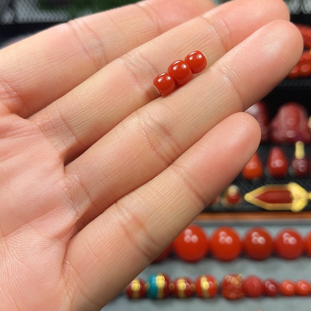 南红玛瑙未镶嵌套装