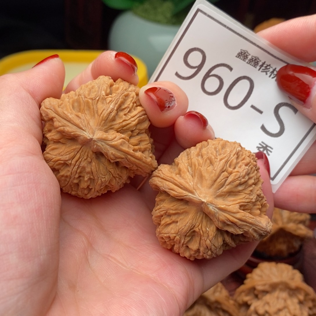 文玩核桃把件南疆42