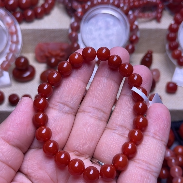 南红玛瑙未镶嵌手链冰红8 M