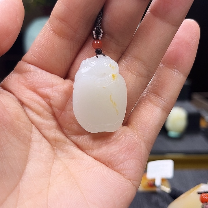 和田玉颈饰未镶嵌