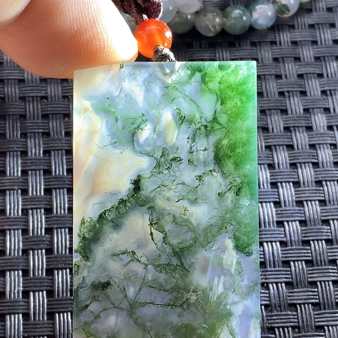 未镶嵌颈饰玛瑙/玉髓森*木