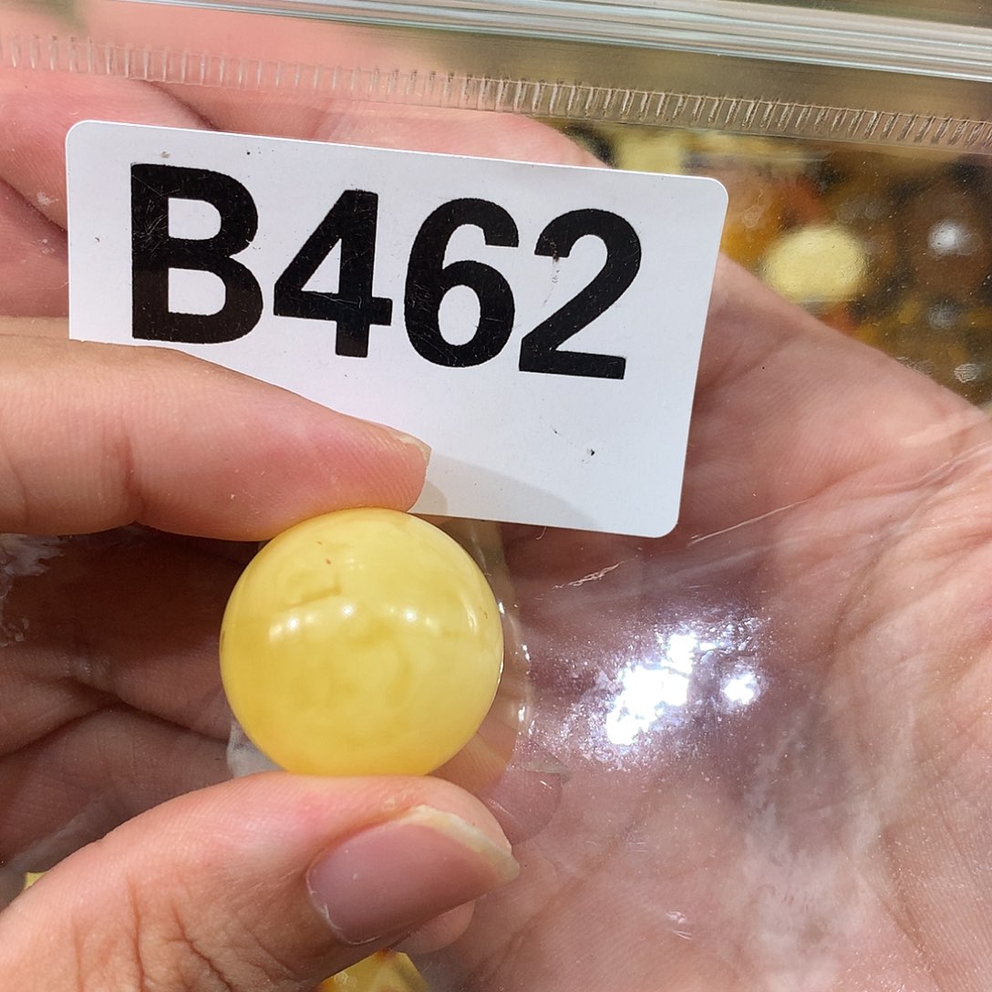 未镶嵌琥珀珠宝奇石