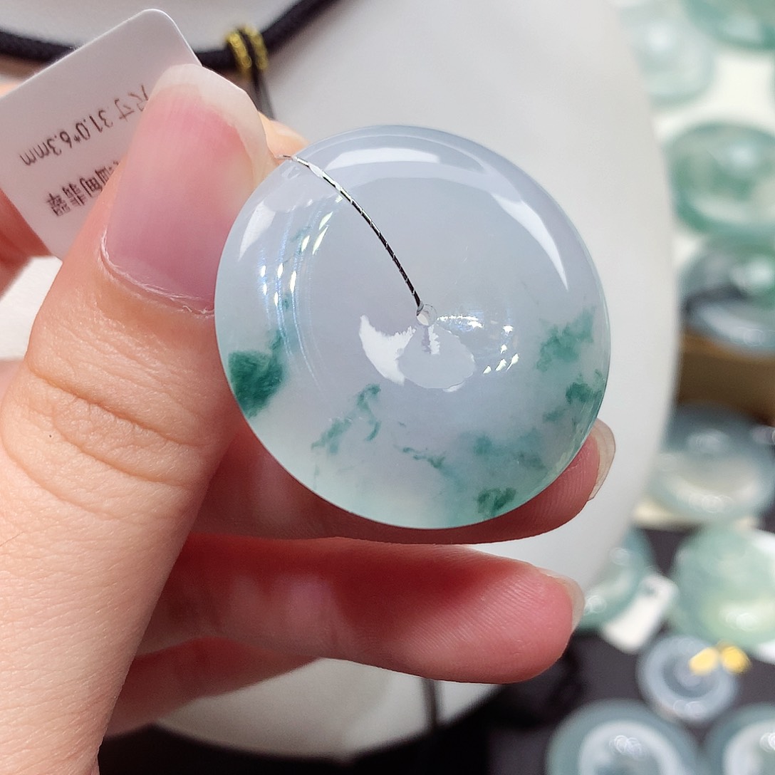 颈饰未镶嵌翡翠编号135，31/6.3