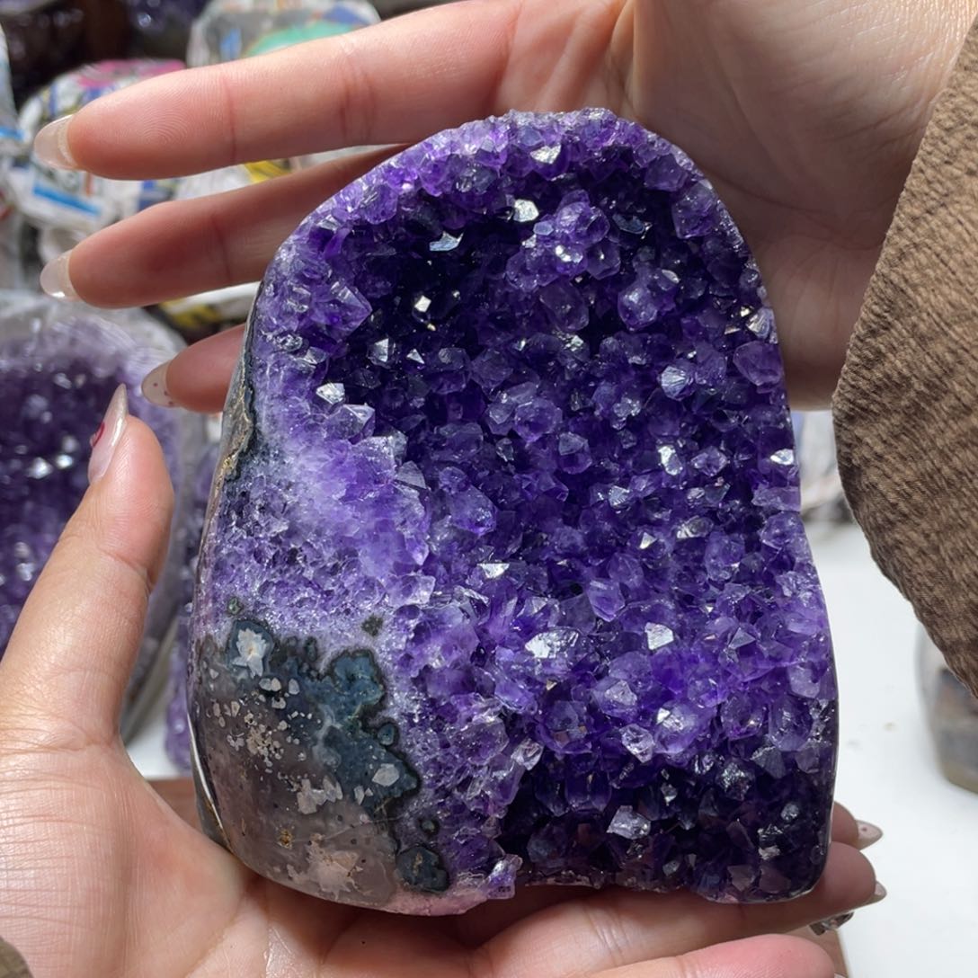 紫晶大型摆件（非配饰）未镶嵌