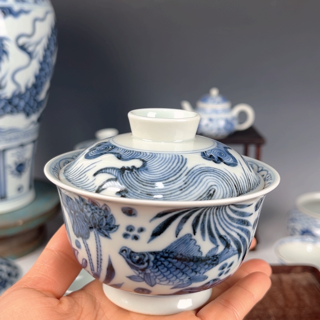 青花特价鱼藻纹盖碗