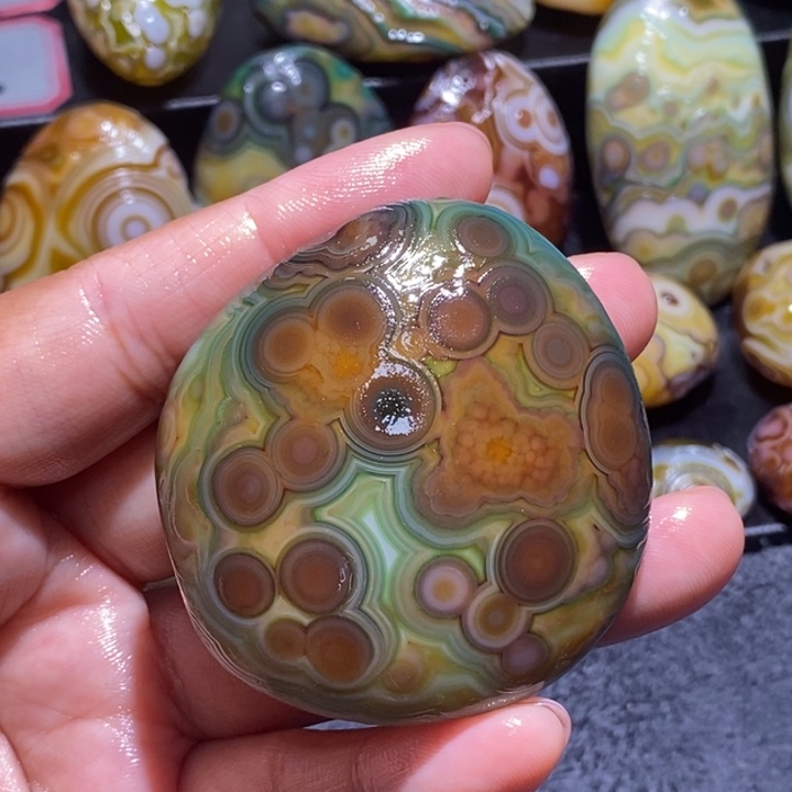 玛瑙/玉髓未镶嵌珠宝半成品127