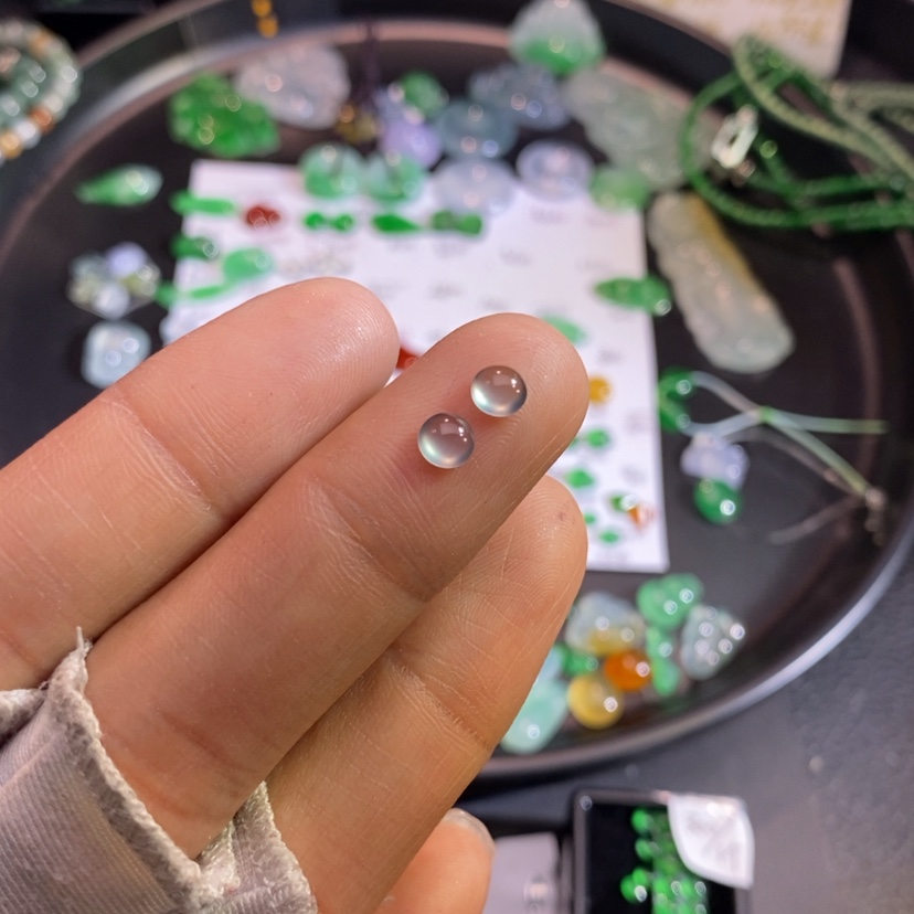 【闪购商品】翡翠挂件未镶嵌蛋