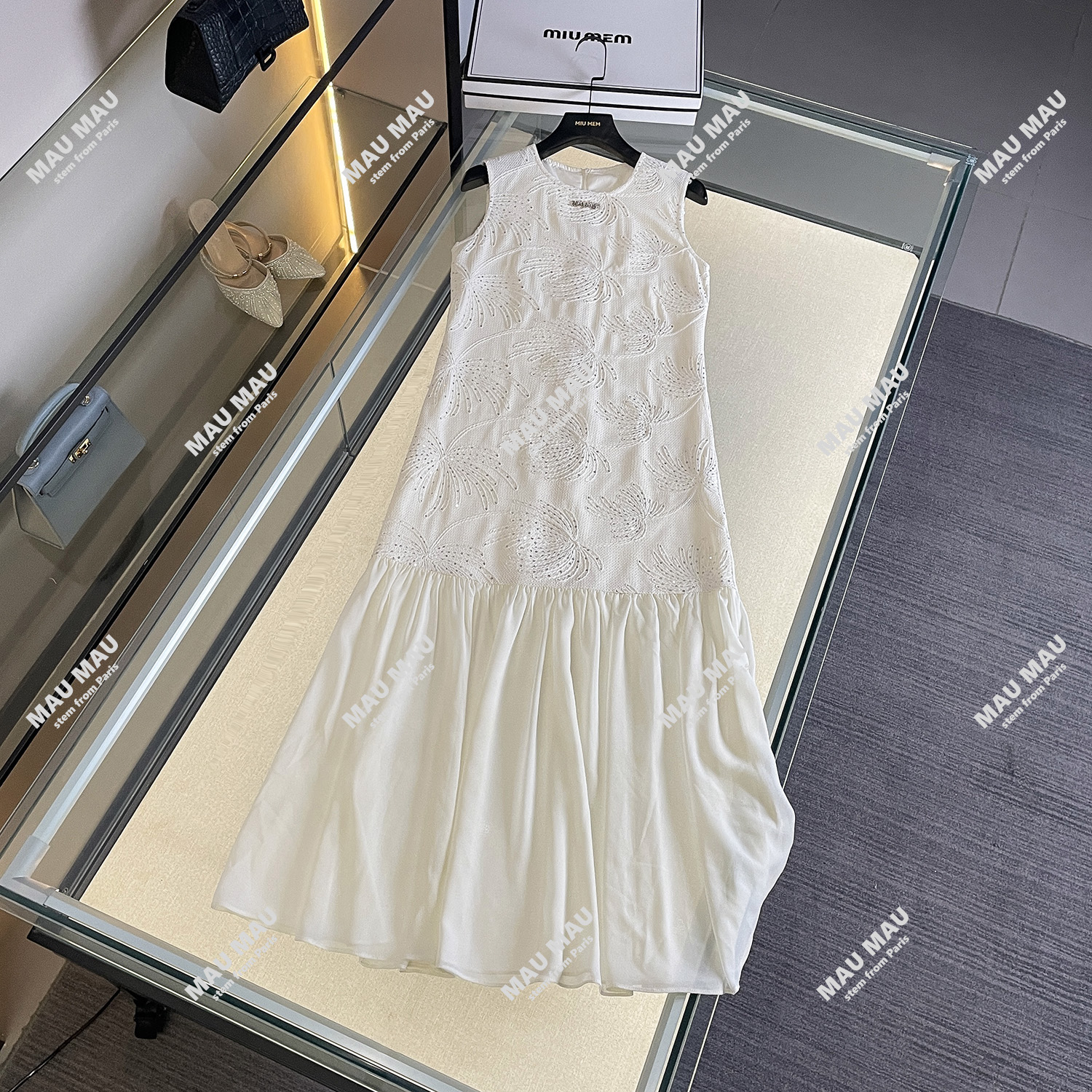 MIUMEM 2025夏季法式名媛风重工提花长裙 DY7428
