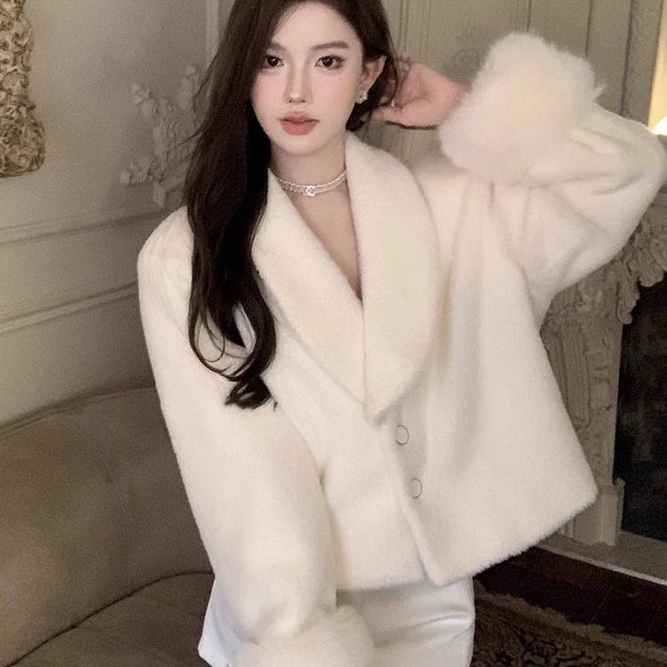 超好看短外套翻领小香风毛毛外套女秋冬厚名媛气质百搭上衣