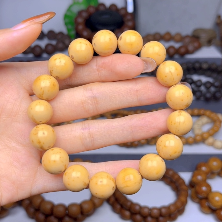 小***快紫金鼠手串光珠差价