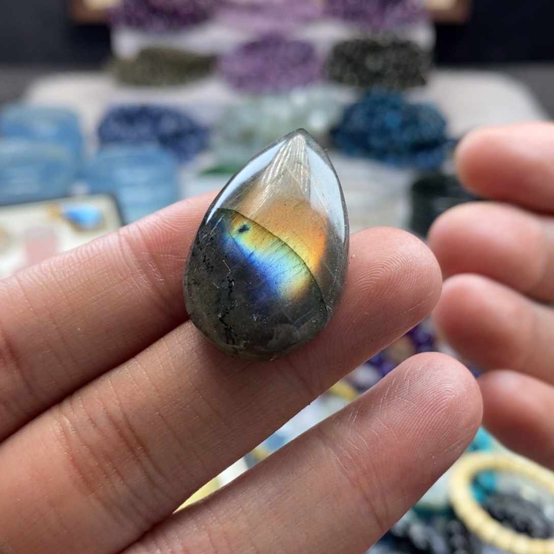 水晶手链未镶嵌天气拉长石水滴吊坠 00000048