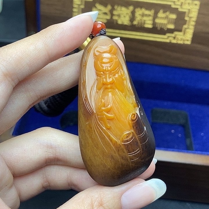 和田玉未镶嵌挂件风**乱N