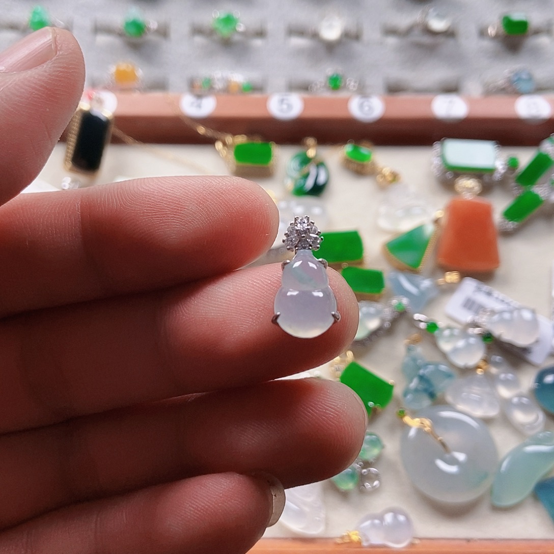 翡翠银S925镶嵌颈饰