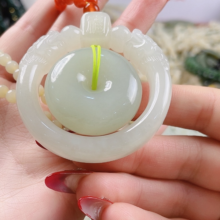 未镶嵌和田玉挂件